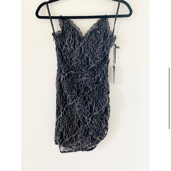 Black Metallic Mae Mini Dress Silver h:ours NWT Revolve Lace - Picture 3 of 4